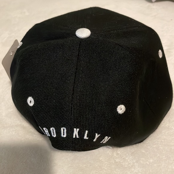 Cap -Brooklyn - Picture 2 of 6